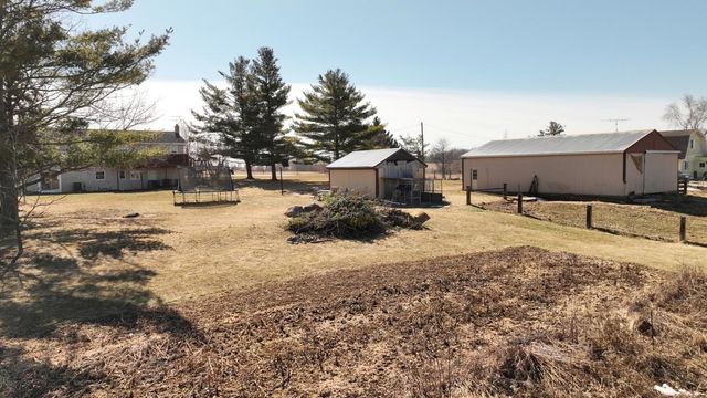 4775 E Coleman Road, Clare, MI 48617