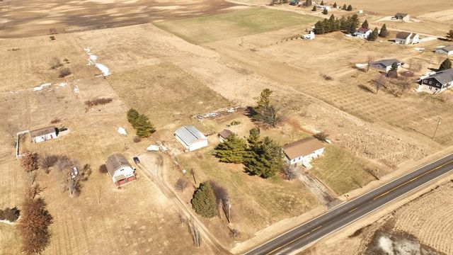 4775 E Coleman Road, Clare, MI 48617