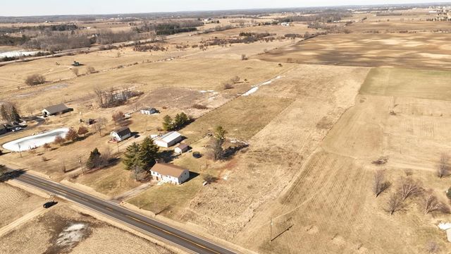 4775 E Coleman Road, Clare, MI 48617