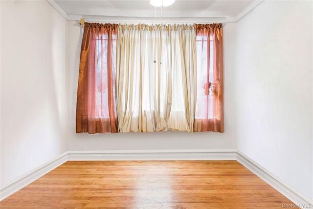 853 E 49th Street, Brooklyn, NY 11203