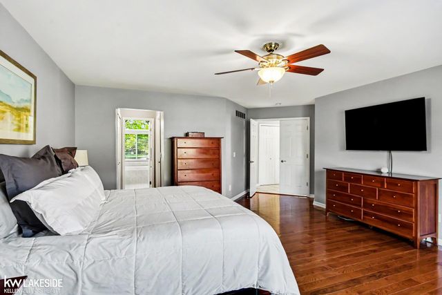 16197 Harvest Spring Lane, Macomb, MI 48042