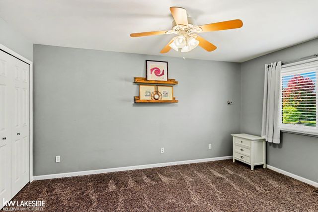 16197 Harvest Spring Lane, Macomb, MI 48042