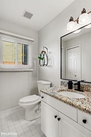 16197 Harvest Spring Lane, Macomb, MI 48042