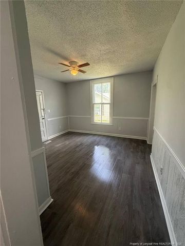 401 S Clinton Avenue A, Dunn, NC 28334