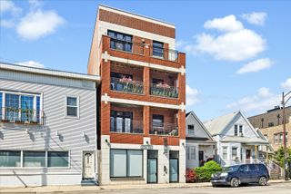 2930 N Elston Avenue 3, Chicago, IL 60618