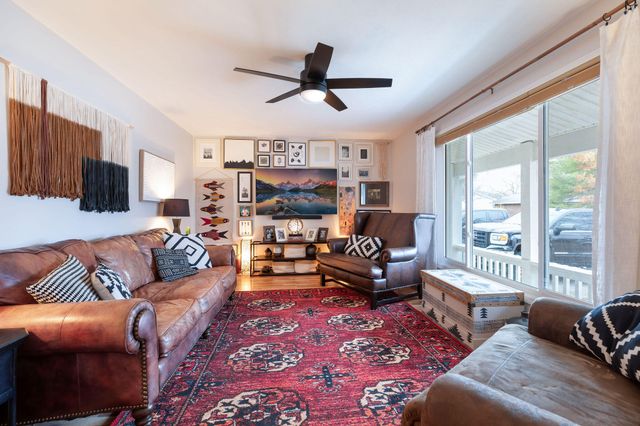 288 Eagle Rock Road, Branson, MO 65616