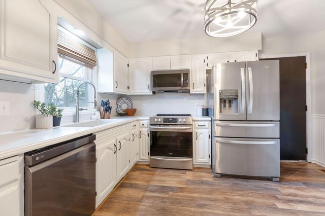 288 Eagle Rock Road, Branson, MO 65616