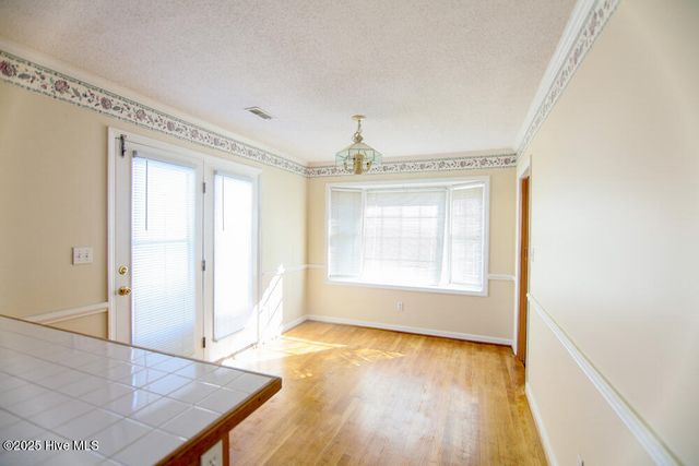 3826 Sterling Pointe Drive N10, Winterville, NC 28590