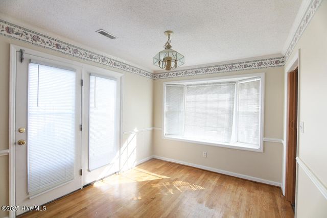 3826 Sterling Pointe Drive N10, Winterville, NC 28590