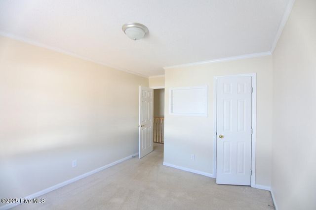 3826 Sterling Pointe Drive N10, Winterville, NC 28590