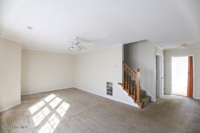 3826 Sterling Pointe Drive N10, Winterville, NC 28590