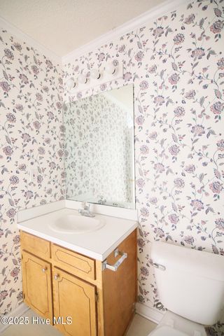 3826 Sterling Pointe Drive N10, Winterville, NC 28590