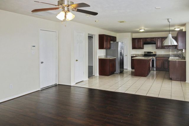9223 Dunain Park Court, Houston, TX 77095