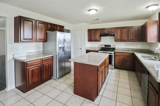 9223 Dunain Park Court, Houston, TX 77095