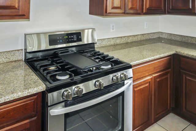 9223 Dunain Park Court, Houston, TX 77095