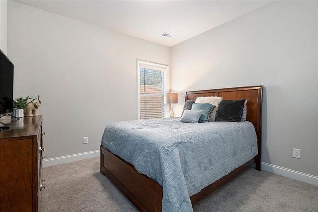 2320 Ridge View Drive, Loganville, GA 30052