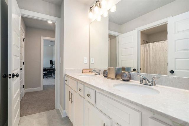 2320 Ridge View Drive, Loganville, GA 30052