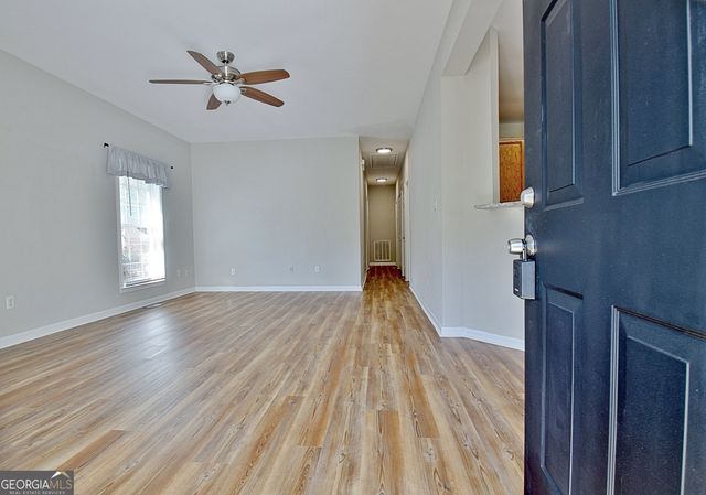 109 St Albans Way, Peachtree City, GA 30269