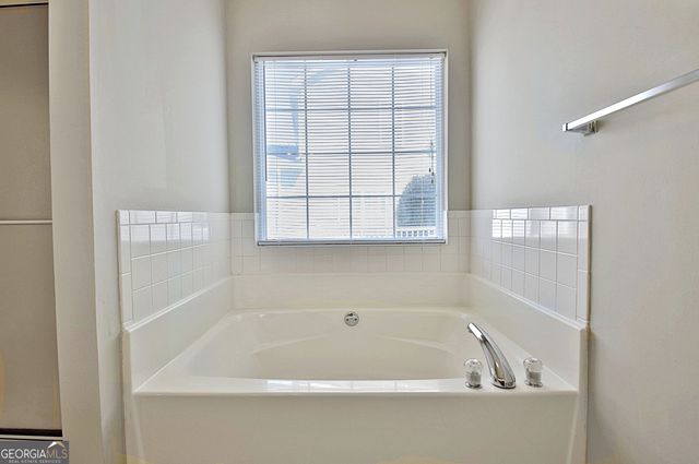 109 St Albans Way, Peachtree City, GA 30269