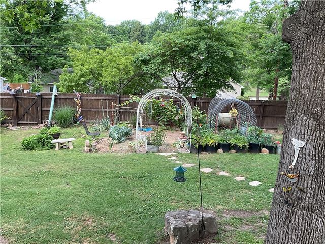 10 WESTWOOD Drive, Harrison, AR 72601