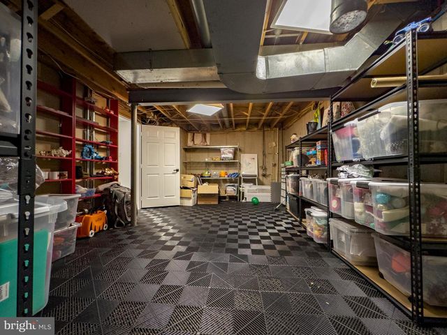 2059 DAWN LN, Newtown, PA 18940