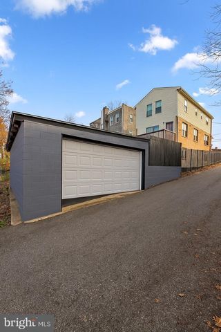 4410 FOOTE ST NE, Washington, DC 20019