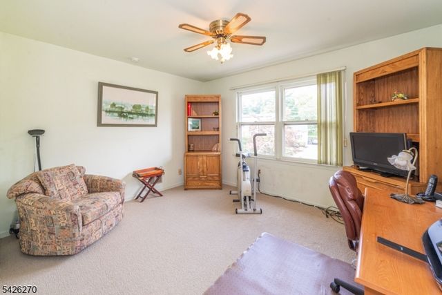 9 Puddingstone Way, Florham Park Boro, NJ 07932