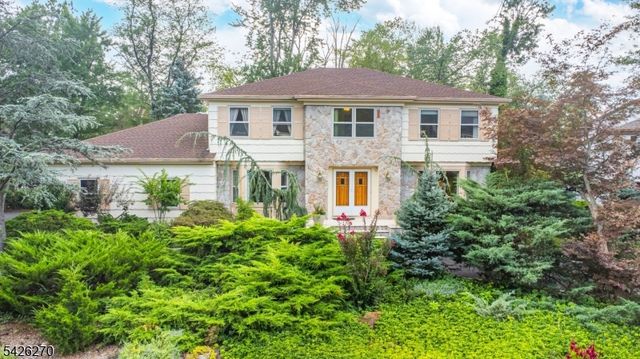 9 Puddingstone Way, Florham Park Boro, NJ 07932