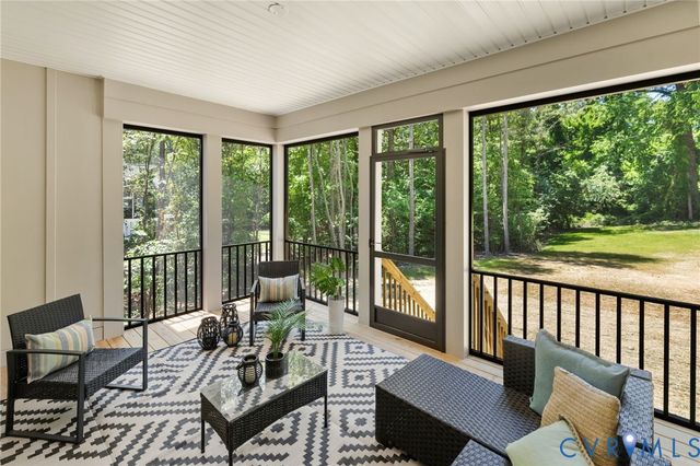 12506 Ashton Dell Rd, Chester, VA 23831