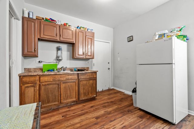 13431 S Baltimore Avenue, Chicago, IL 60633