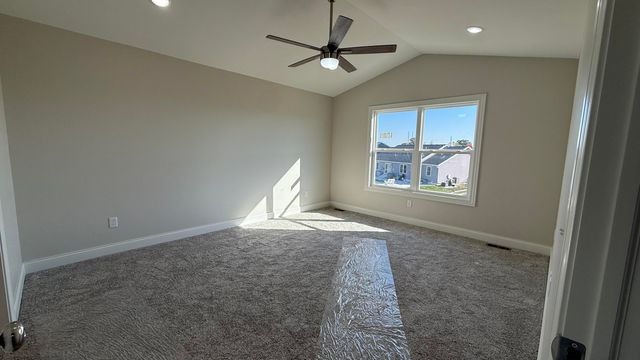 719 S Ironwood Drive, Rossford, OH 43460