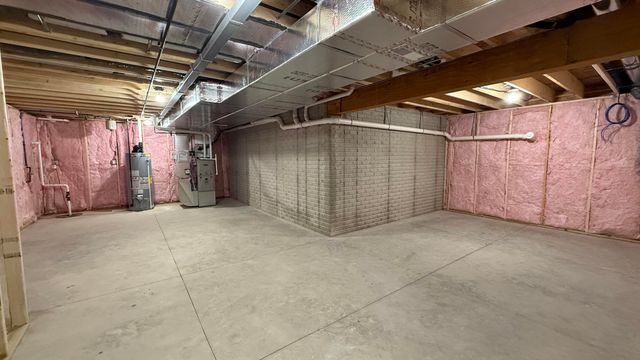 719 S Ironwood Drive, Rossford, OH 43460