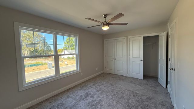 719 S Ironwood Drive, Rossford, OH 43460
