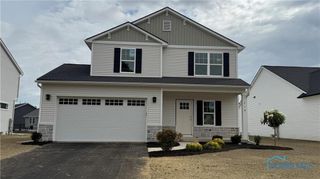 719 S Ironwood Drive, Rossford, OH 43460