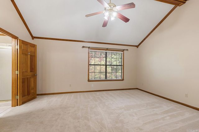 8 Edgewater Cove, Maumelle, AR 72113