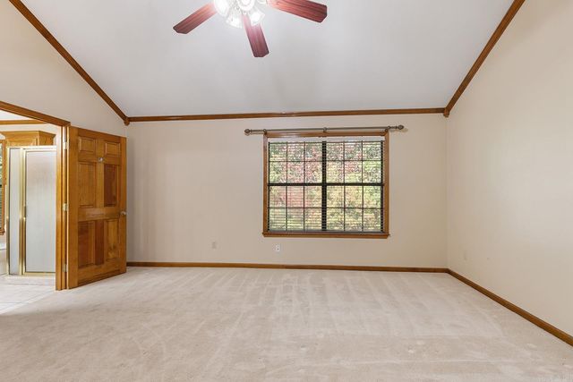 8 Edgewater Cove, Maumelle, AR 72113