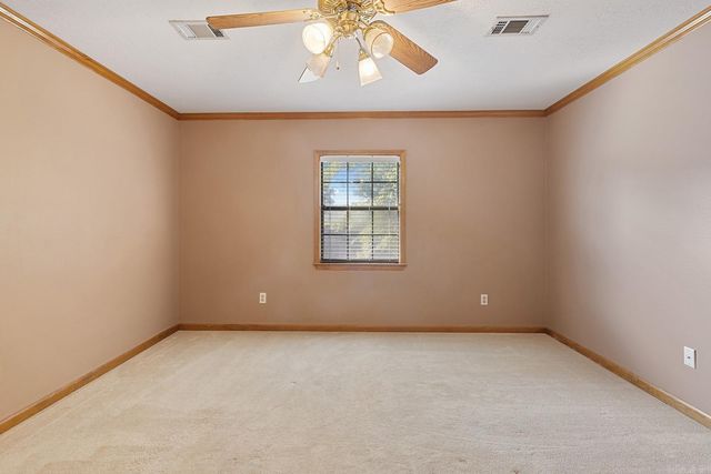 8 Edgewater Cove, Maumelle, AR 72113