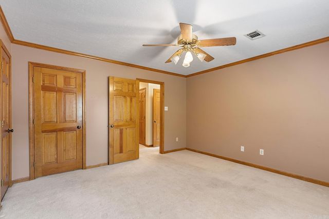 8 Edgewater Cove, Maumelle, AR 72113