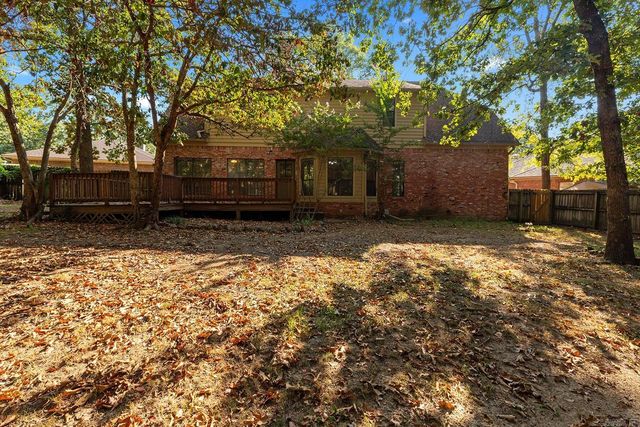 8 Edgewater Cove, Maumelle, AR 72113