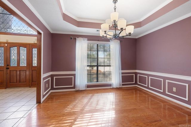 8 Edgewater Cove, Maumelle, AR 72113