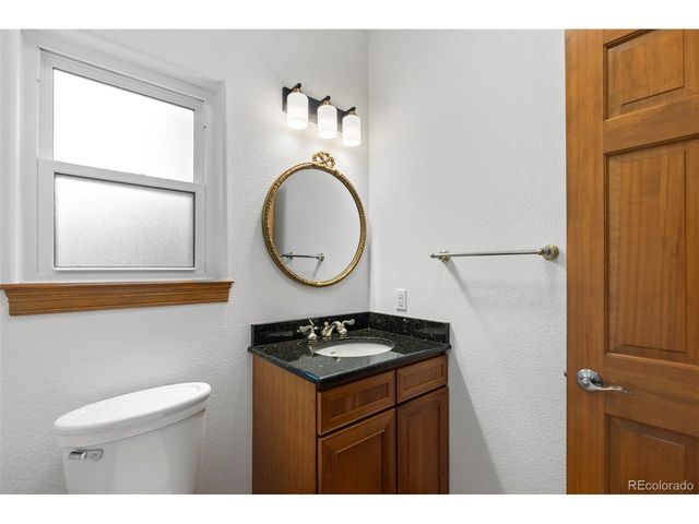3240 Iris Ct, Wheat Ridge, CO 80033