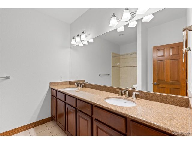 3240 Iris Ct, Wheat Ridge, CO 80033