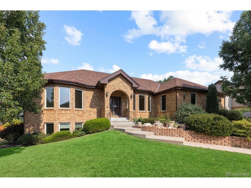 3240 Iris Ct, Wheat Ridge, CO 80033