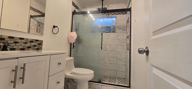 565 NW 54th St, Boca Raton, FL 33487