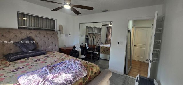 565 NW 54th St, Boca Raton, FL 33487