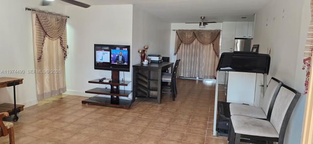 565 NW 54th St, Boca Raton, FL 33487