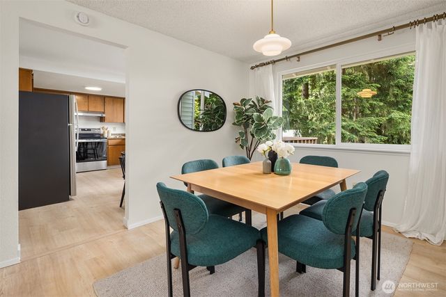 7223 NE 152nd Place, Kenmore, WA 98028