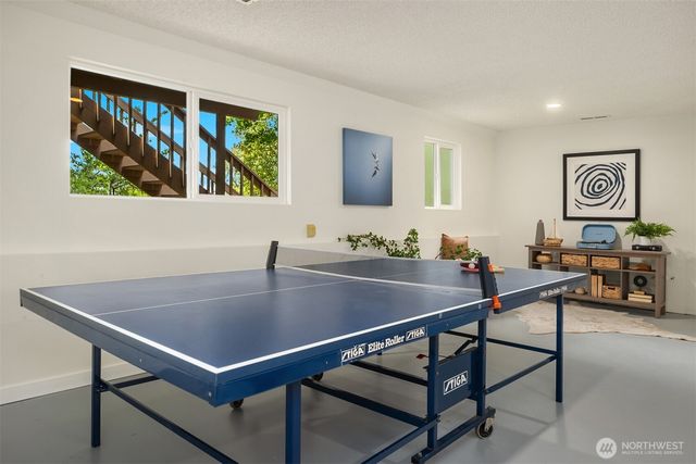 7223 NE 152nd Place, Kenmore, WA 98028