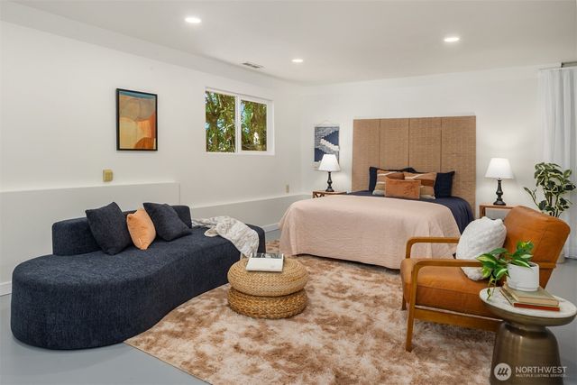 7223 NE 152nd Place, Kenmore, WA 98028