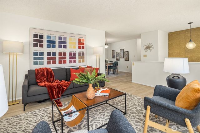 7223 NE 152nd Place, Kenmore, WA 98028